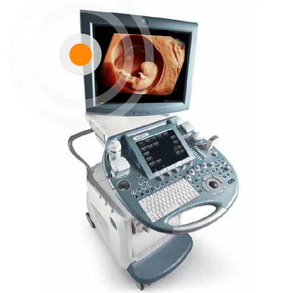 Trzy aparaty ultrasonograficzne podczas badania USG, Kraków